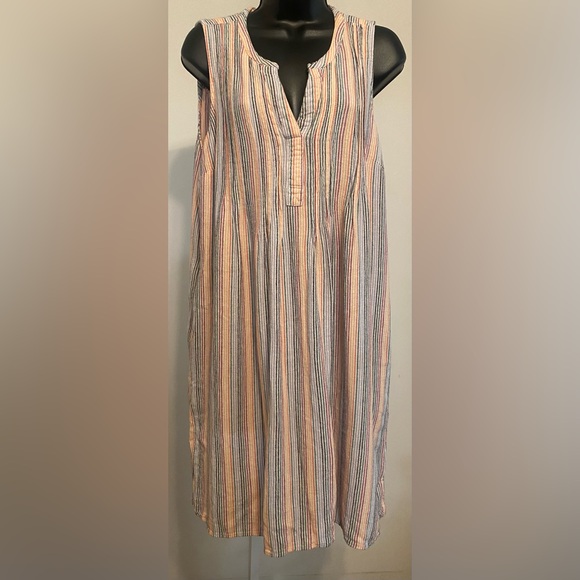 Sonoma Striped Sleeveless Pintuck Shift Dress. Color: Multi. Size:L - Picture 2 of 10